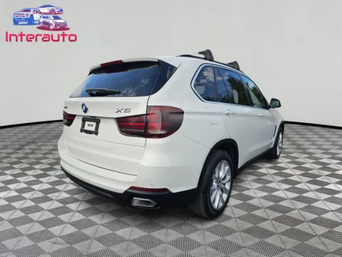 More photos of 2016 BMW X5 xDrive40e Sport Utility 4D at Interauto, MA