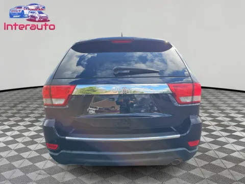 More photos of 2011 Jeep Grand Cherokee Limited Sport Utility 4D at Interauto, MA