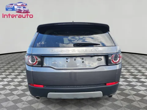More photos of 2017 Land Rover Discovery Sport HSE Sport Utility 4D at Interauto, MA