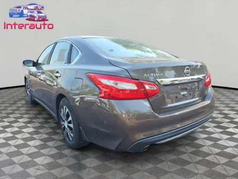 Another view of 2016 Nissan Altima 2.5 S Sedan 4D for sale in Plainville, MA at Interauto