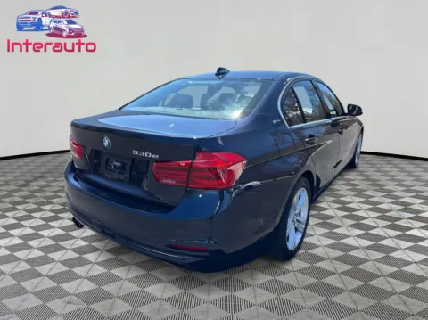 More photos of 2017 BMW 3 Series 330e iPerformance Sedan 4D at Interauto, MA