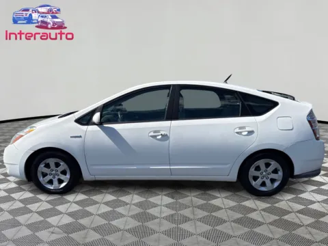 Photos of 2009 Toyota Prius Hatchback 4D for sale in Plainville, MA at Interauto