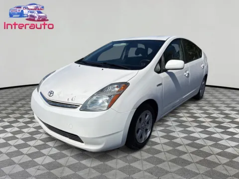 White 2009 Toyota Prius Hatchback 4D for sale in Plainville, MA