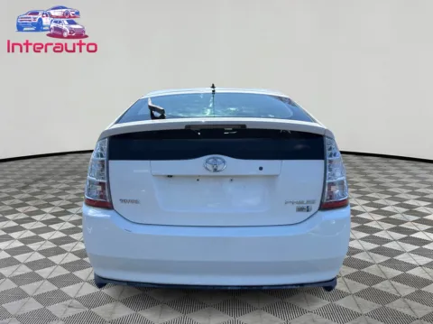 More photos of 2009 Toyota Prius Hatchback 4D at Interauto, MA