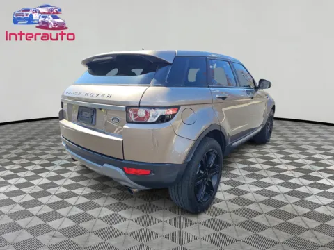 More photos of 2015 Land Rover Range Rover Evoque Pure Premium Sport Utility 4D at Interauto, MA
