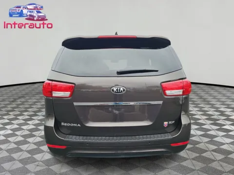 More photos of 2018 Kia Sedona SX Minivan 4D at Interauto, MA