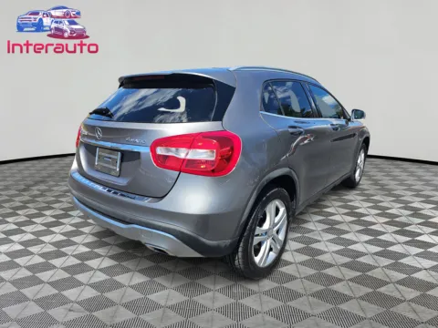 More photos of 2018 Mercedes-Benz GLA 250 4MATIC Sport Utility 4D at Interauto, MA