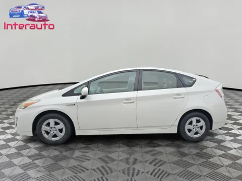 Photos of 2011 Toyota Prius Three Hatchback 4D for sale in Plainville, MA at Interauto