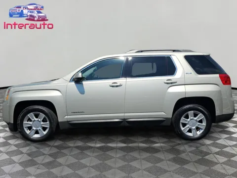 Photos of 2013 GMC Terrain SLE-2 Sport Utility 4D for sale in Plainville, MA at Interauto