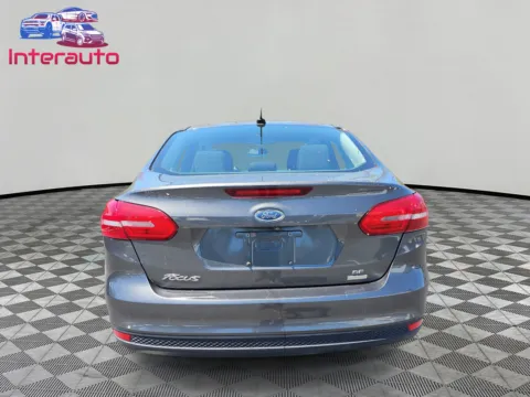 More photos of 2018 Ford Focus SE Sedan 4D at Interauto, MA