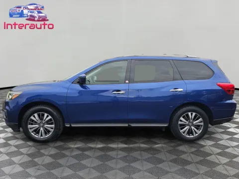 Photos of 2018 Nissan Pathfinder SV Sport Utility 4D for sale in Plainville, MA at Interauto