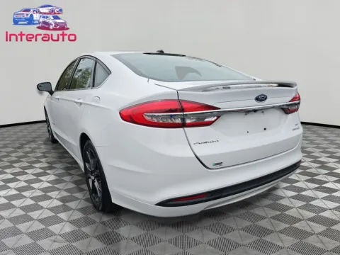 Another view of 2018 Ford Fusion SE Hybrid Sedan 4D for sale in Plainville, MA at Interauto