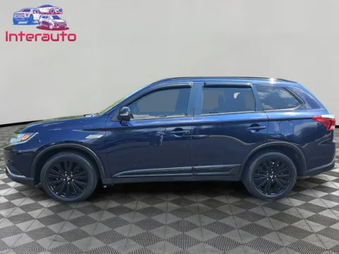 Photos of 2020 Mitsubishi Outlander LE Sport Utility 4D for sale in Plainville, MA at Interauto