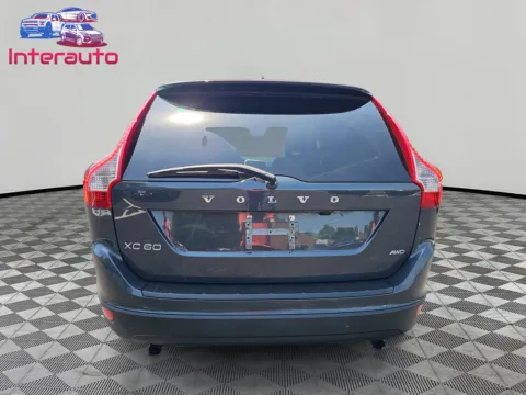 More photos of 2012 Volvo XC60 3.2 Sport Utility 4D at Interauto, MA