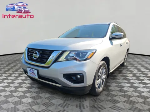 Silver 2017 Nissan Pathfinder SL Sport Utility 4D for sale in Plainville, MA