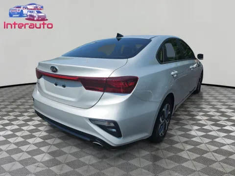 More photos of 2021 Kia Forte LXS Sedan 4D at Interauto, MA