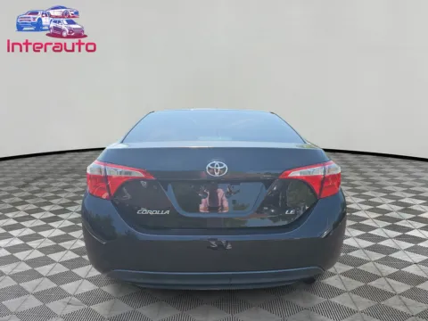 More photos of 2016 Toyota Corolla LE Sedan 4D at Interauto, MA