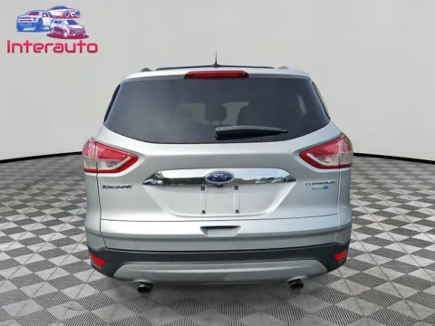 More photos of 2016 Ford Escape Titanium Sport Utility 4D at Interauto, MA