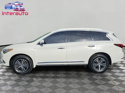 Photos of 2016 INFINITI QX60 3.5 Sport Utility 4D for sale in Plainville, MA at Interauto