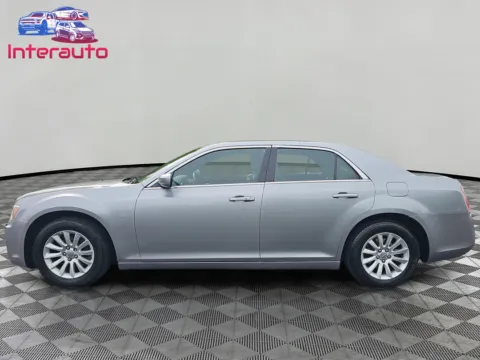 Photos of 2014 Chrysler 300 Sedan 4D for sale in Plainville, MA at Interauto