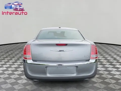 More photos of 2014 Chrysler 300 Sedan 4D at Interauto, MA