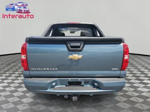 More photos of 2008 Chevrolet Avalanche LT Sport Utility Pickup 4D 5 1/4 ft at Interauto, MA