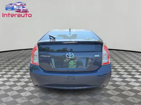 More photos of 2013 Toyota Prius Two Hatchback 4D at Interauto, MA