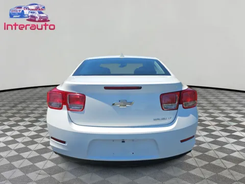 More photos of 2013 Chevrolet Malibu LT Sedan 4D at Interauto, MA