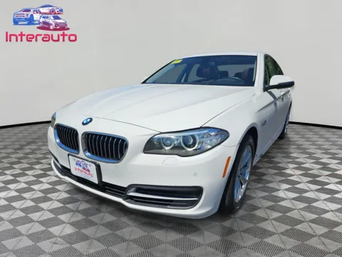 White 2014 BMW 5 Series 528i xDrive Sedan 4D for sale in Plainville, MA