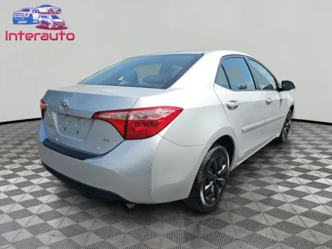 More photos of 2017 Toyota Corolla LE Sedan 4D at Interauto, MA