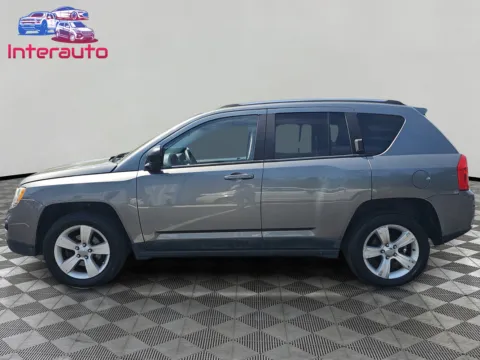 Photos of 2011 Jeep Compass Sport SUV 4D for sale in Plainville, MA at Interauto