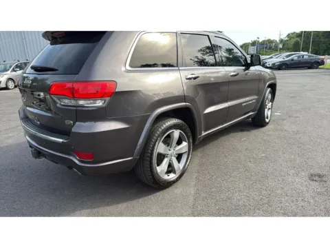 More photos of 2014 Jeep Grand Cherokee Overland Sport Utility 4D at Interauto, MA