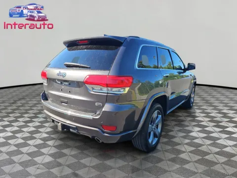 More photos of 2014 Jeep Grand Cherokee Overland Sport Utility 4D at Interauto, MA