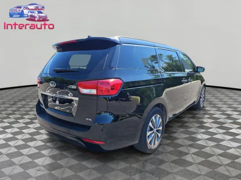 More photos of 2018 Kia Sedona SX Minivan 4D at Interauto, MA
