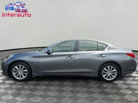 Photos of 2015 INFINITI Q50 3.7 Premium Sedan 4D for sale in Plainville, MA at Interauto