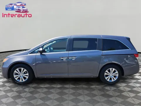 Photos of 2016 Honda Odyssey SE Minivan 4D for sale in Plainville, MA at Interauto