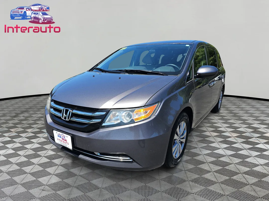 Gray 2016 Honda Odyssey SE Minivan 4D for sale in Plainville, MA