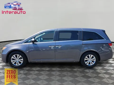 Photos of 2016 Honda Odyssey SE Minivan 4D for sale in Plainville, MA at Interauto