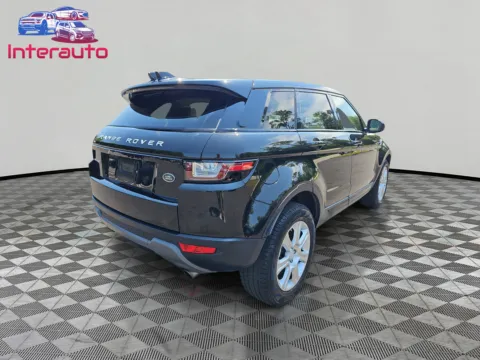 More photos of 2018 Land Rover Range Rover Evoque SE Sport Utility 4D at Interauto, MA