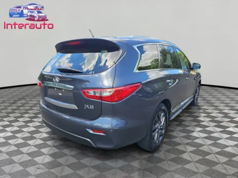 More photos of 2013 INFINITI JX 35 Sport Utility 4D at Interauto, MA