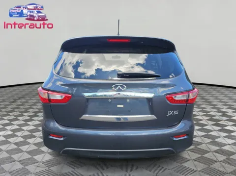 More photos of 2013 INFINITI JX 35 Sport Utility 4D at Interauto, MA