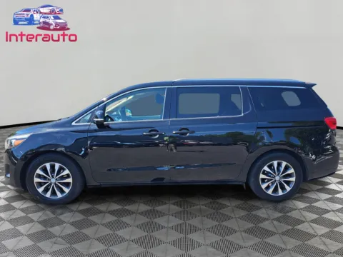 Photos of 2018 Kia Sedona SX Minivan 4D for sale in Plainville, MA at Interauto