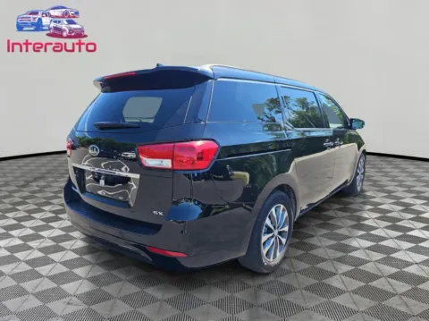 More photos of 2018 Kia Sedona SX Minivan 4D at Interauto, MA