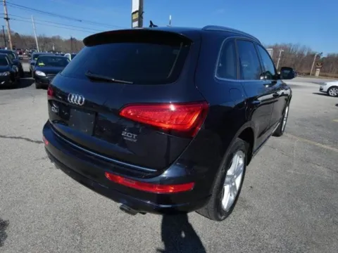 More photos of 2017 Audi Q5 2.0T Premium Sport Utility 4D at Interauto, MA