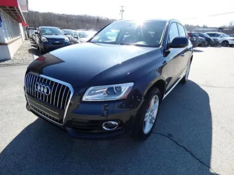 Black 2017 Audi Q5 2.0T Premium Sport Utility 4D for sale in Worcester, MA