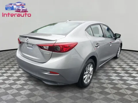 More photos of 2016 MAZDA MAZDA3 i Touring Sedan 4D at Interauto, MA
