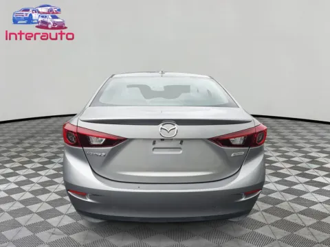 More photos of 2016 MAZDA MAZDA3 i Touring Sedan 4D at Interauto, MA