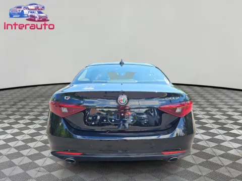 More photos of 2018 Alfa Romeo Giulia Ti Lusso Sedan 4D at Interauto, MA
