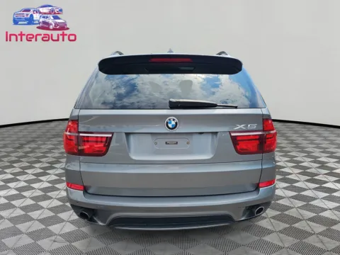 More photos of 2013 BMW X5 xDrive35i Premium Sport Utility 4D at Interauto, MA