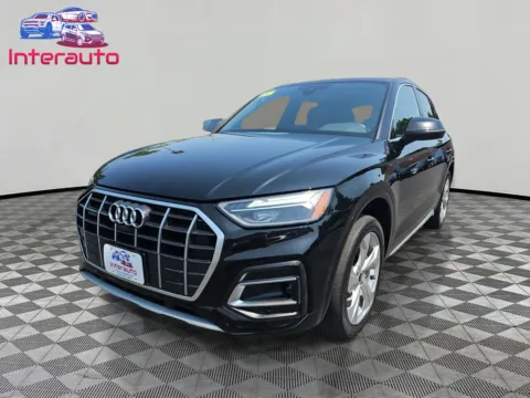 Black 2021 Audi Q5 45 TFSI Premium Plus Sport Utility 4D for sale in Plainville, MA